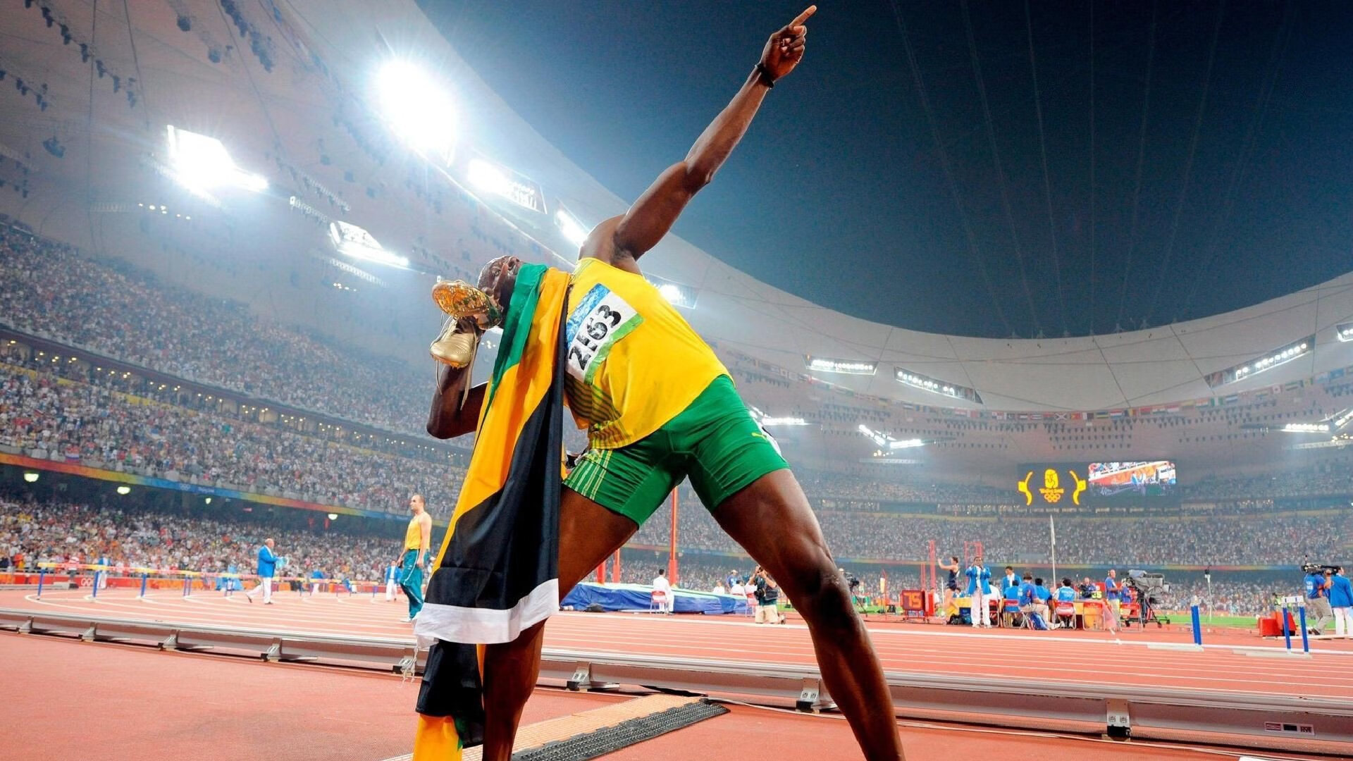 女子举重青年组选手稳定发挥力压群芳，女子举重队名单